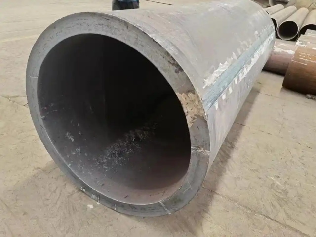 洛宁30CrMo大口径无缝钢管